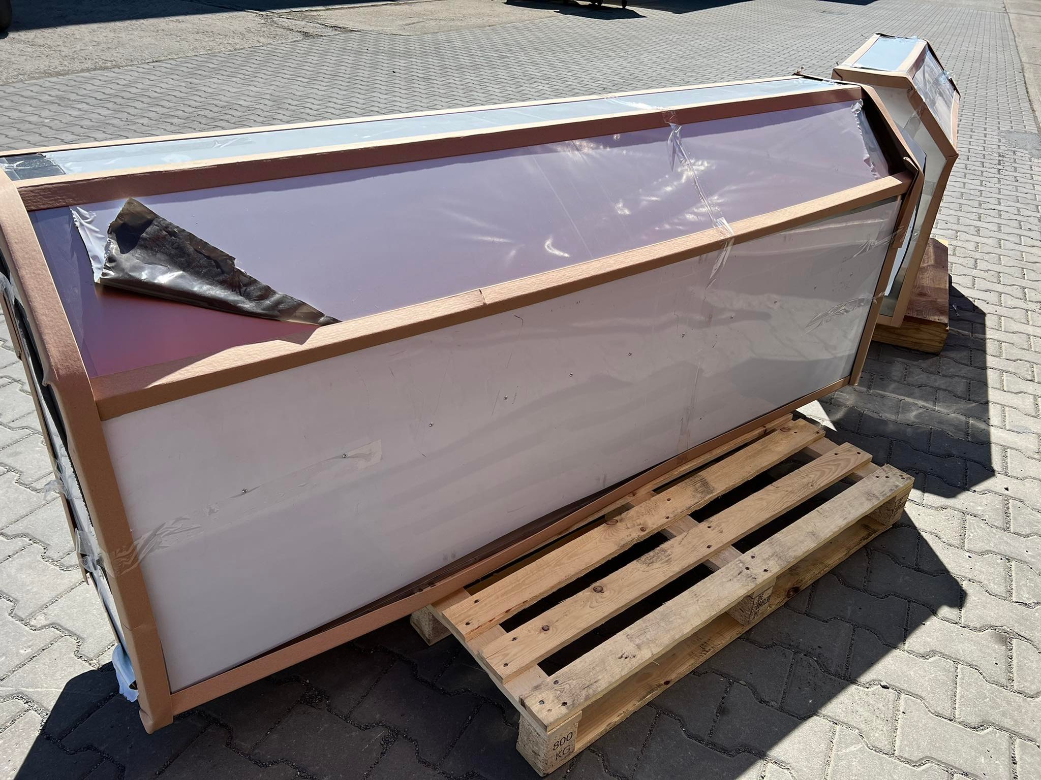 Nástěnná digestoř s filtrem 180x90x40cm