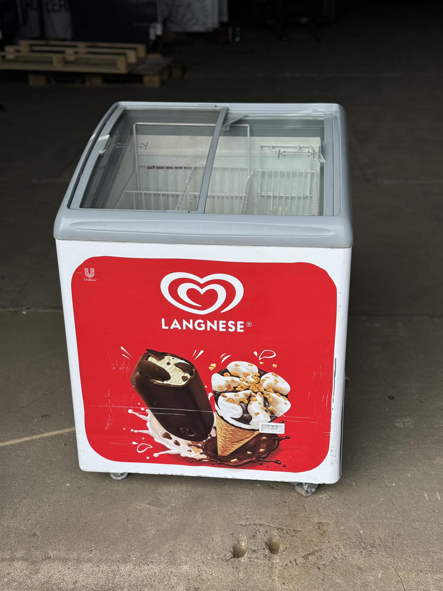 Mrazák na nanuky 68x65x88cm