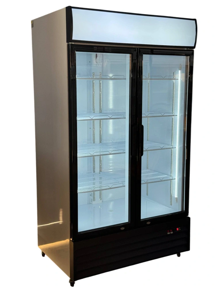 Prosklená dvoudveřová chladicí vitrína 983 l – gastro lednice s LED osvětlením