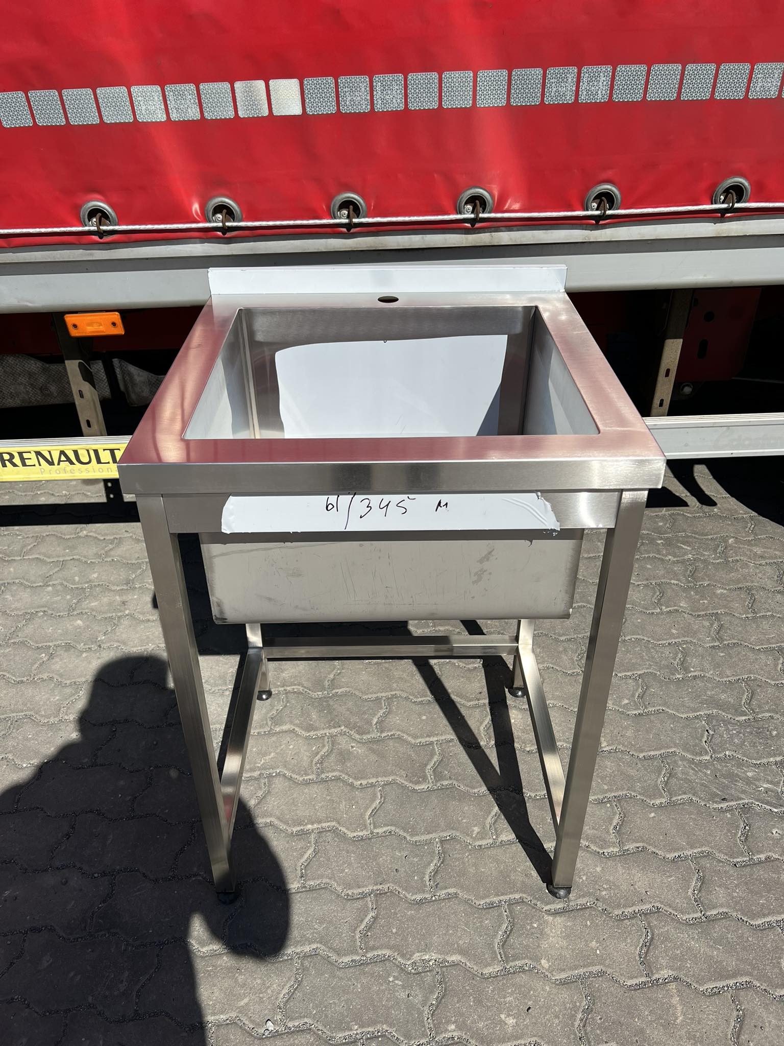 Nerezový dřez svařovaný 60x60x85cm, (dřez 48x45x30cm)