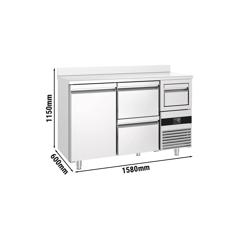 Barový chladicí stůl PREMIUM - 1580x600 mm - s 1 dveřmi, 2 zásuvkami, zadní lištou & odklepávačem na kávu