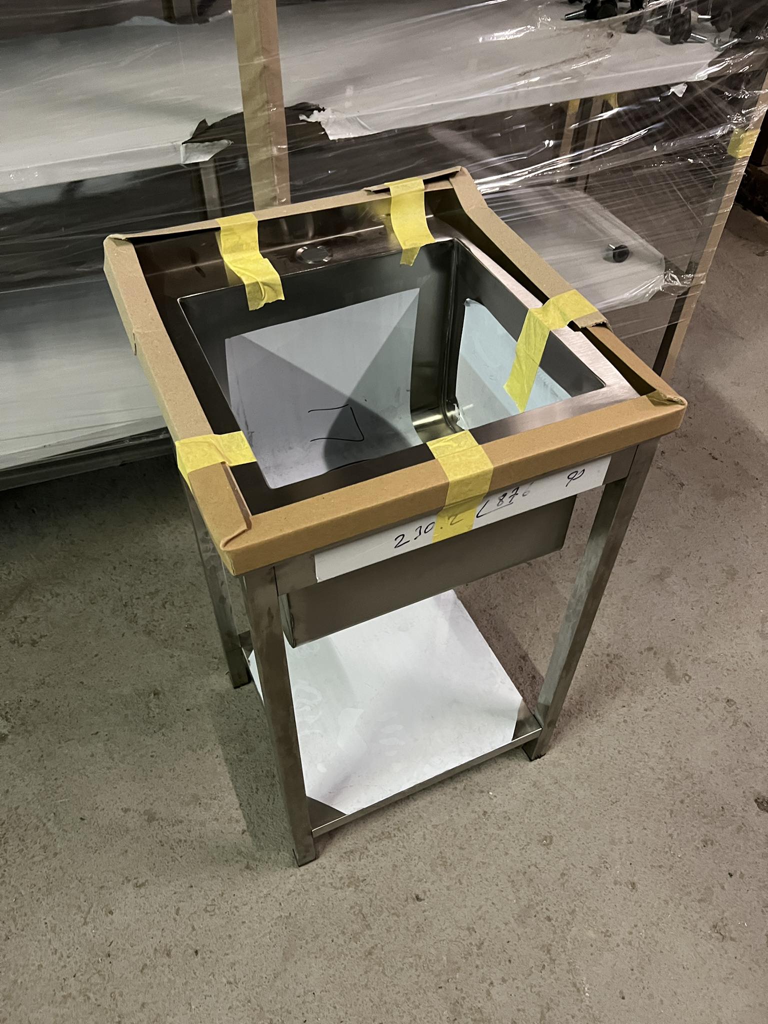 Nerezový dřez svařovaný 50x50x85cm, (dřez 38x35x30cm)