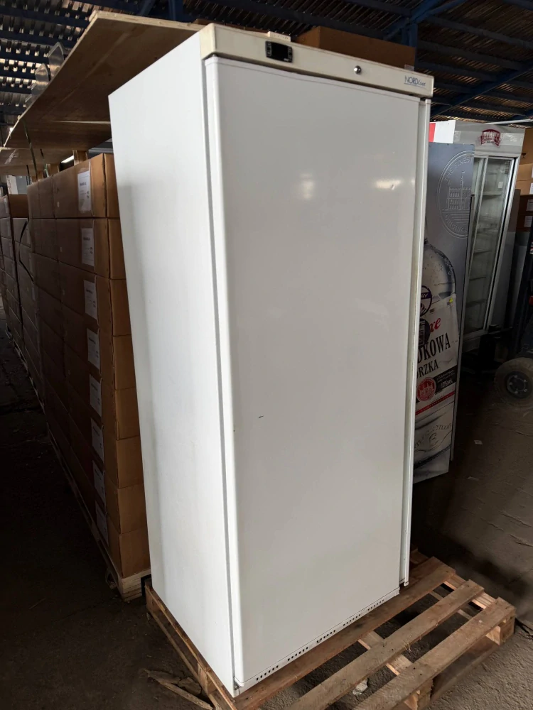 Lednice na přepravky Nordline 77x70x188cm