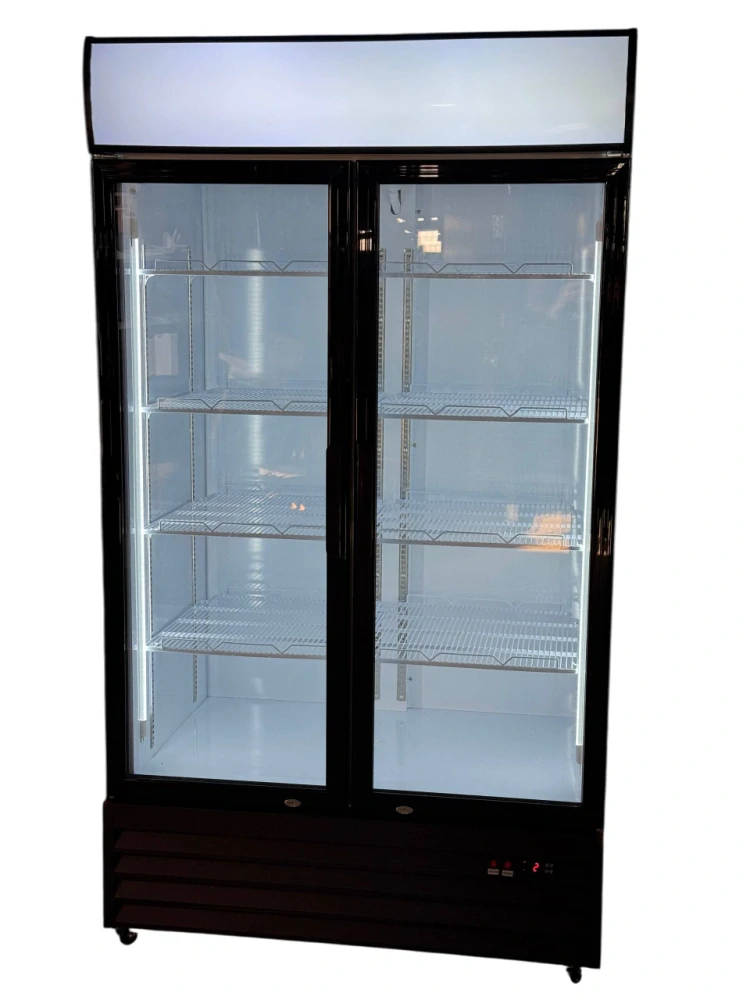 Prosklená dvoudveřová chladicí vitrína 983 l – gastro lednice s LED osvětlením