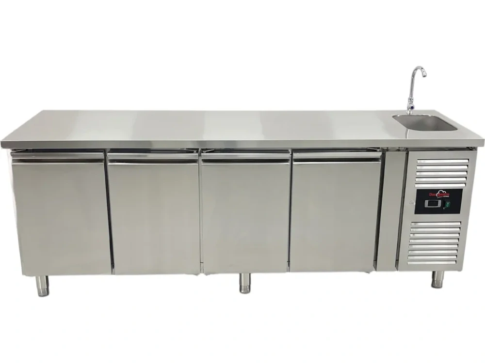 Chladicí stůl - 2 230 x 700 mm - s dřezem a se 4 dvířky