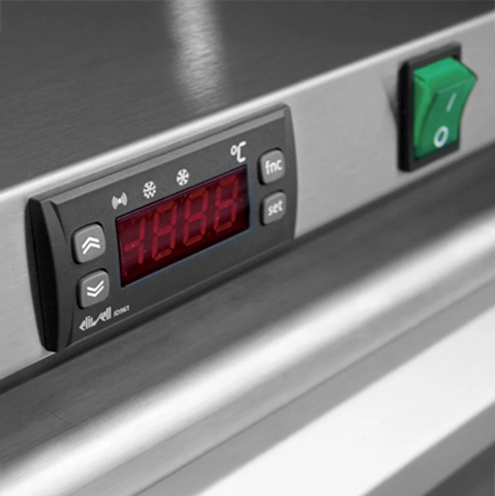 Podpultový mrazák Nerezová ocel PREMIUM - 595 mm - 110 l - až -20 °C - s 1 skleněné dveře - Dvojitě zasklené dveře; Digitální termostat; Ventilované…