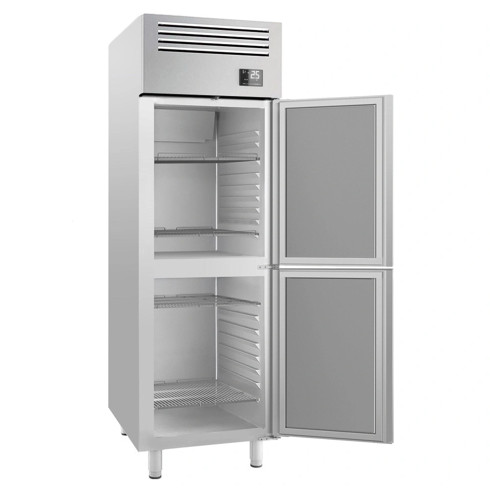 Nerezová chladicí skříň PREMIUM PLUS - GN 2/1 - 686 mm - 560 l - až +8 °C - s 2 poloviční dveře - Digitální termostat; Samozavírací dveře; Ventilované…
