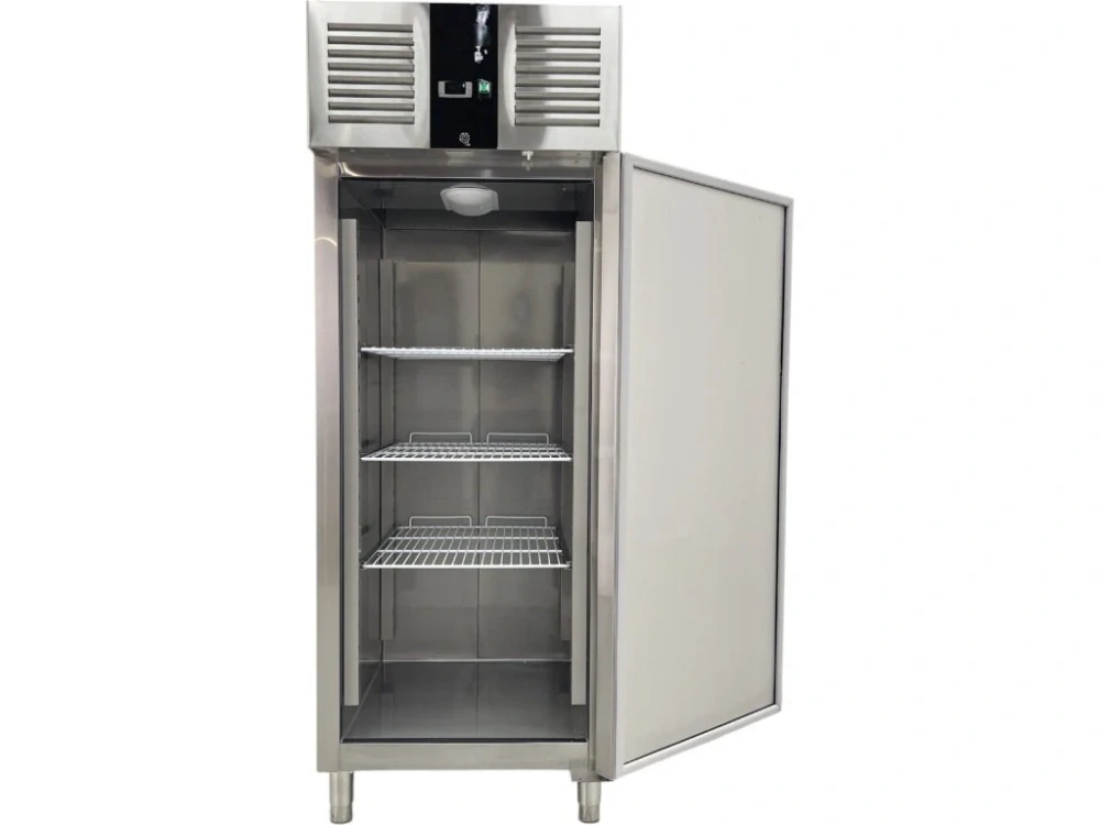 Mrazák 650 litrů nerezový