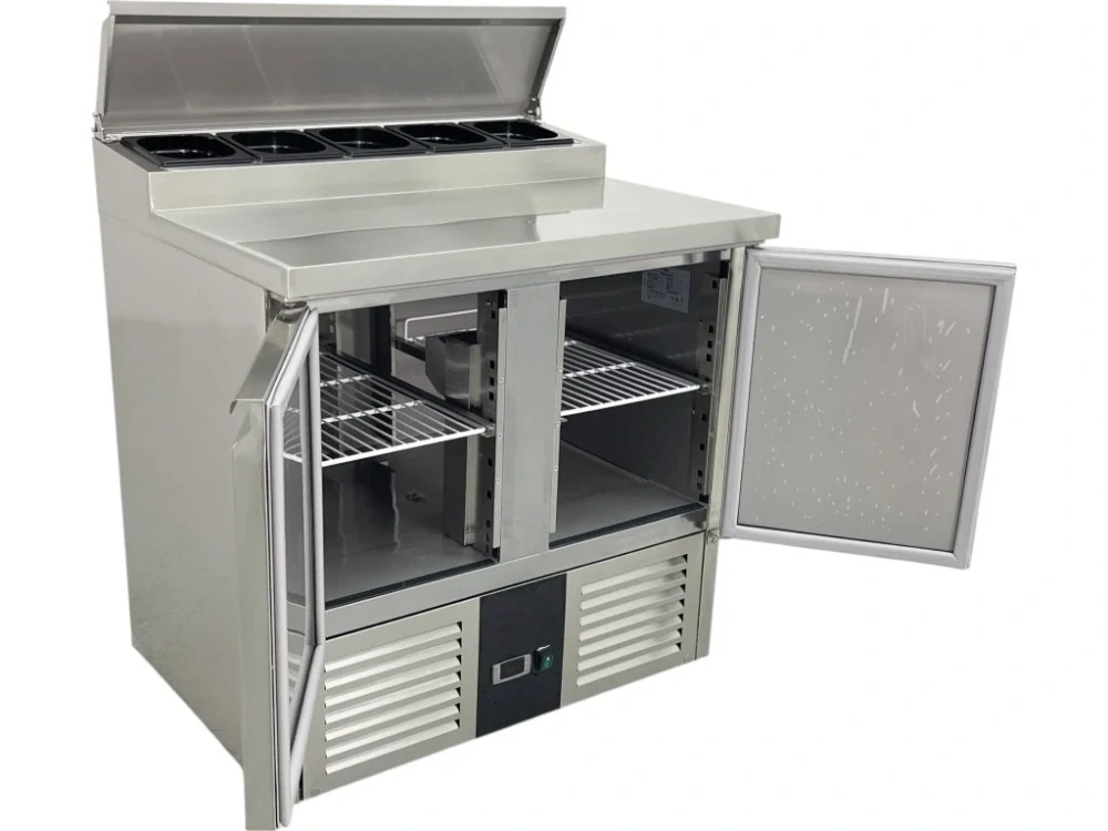 Saladeta / přípravný stůl – 0,90 × 0,7 m – se 2 dveřmi