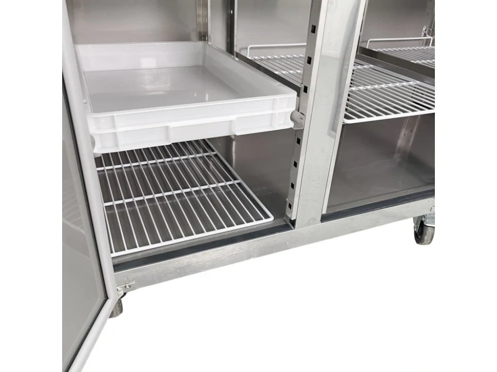 Chladící stůl na pizzu - 2015 x 800 mm - se 3 dvířky a saladetou 9 x GN 1/3