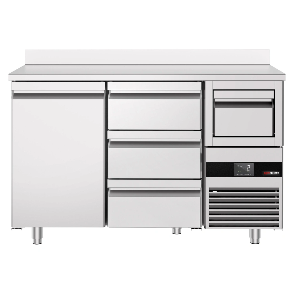 Barový chladicí stůl PREMIUM - 1580x600 mm  - s 1 dveřmi, 3 zásuvkami, zadní lištou & odklepávačem na kávu