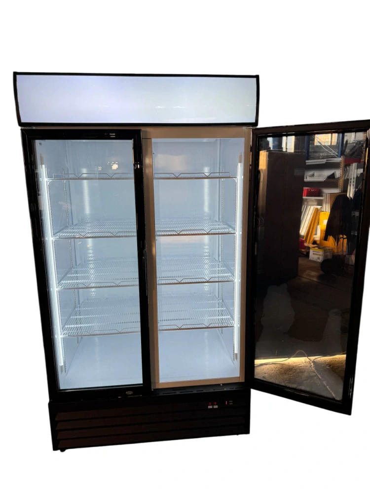 Prosklená dvoudveřová chladicí vitrína 983 l – gastro lednice s LED osvětlením