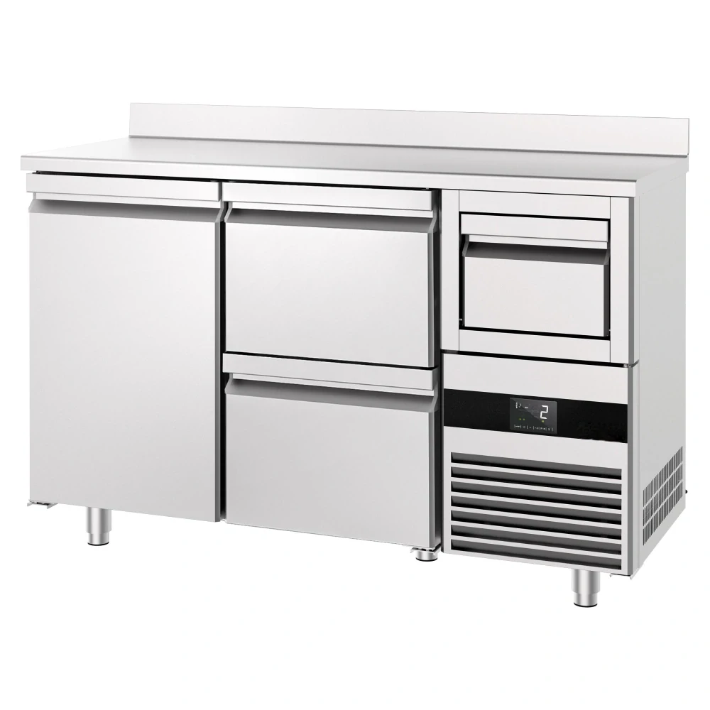 Barový chladicí stůl PREMIUM - 1580x600 mm - s 1 dveřmi, 2 zásuvkami, zadní lištou & odklepávačem na kávu