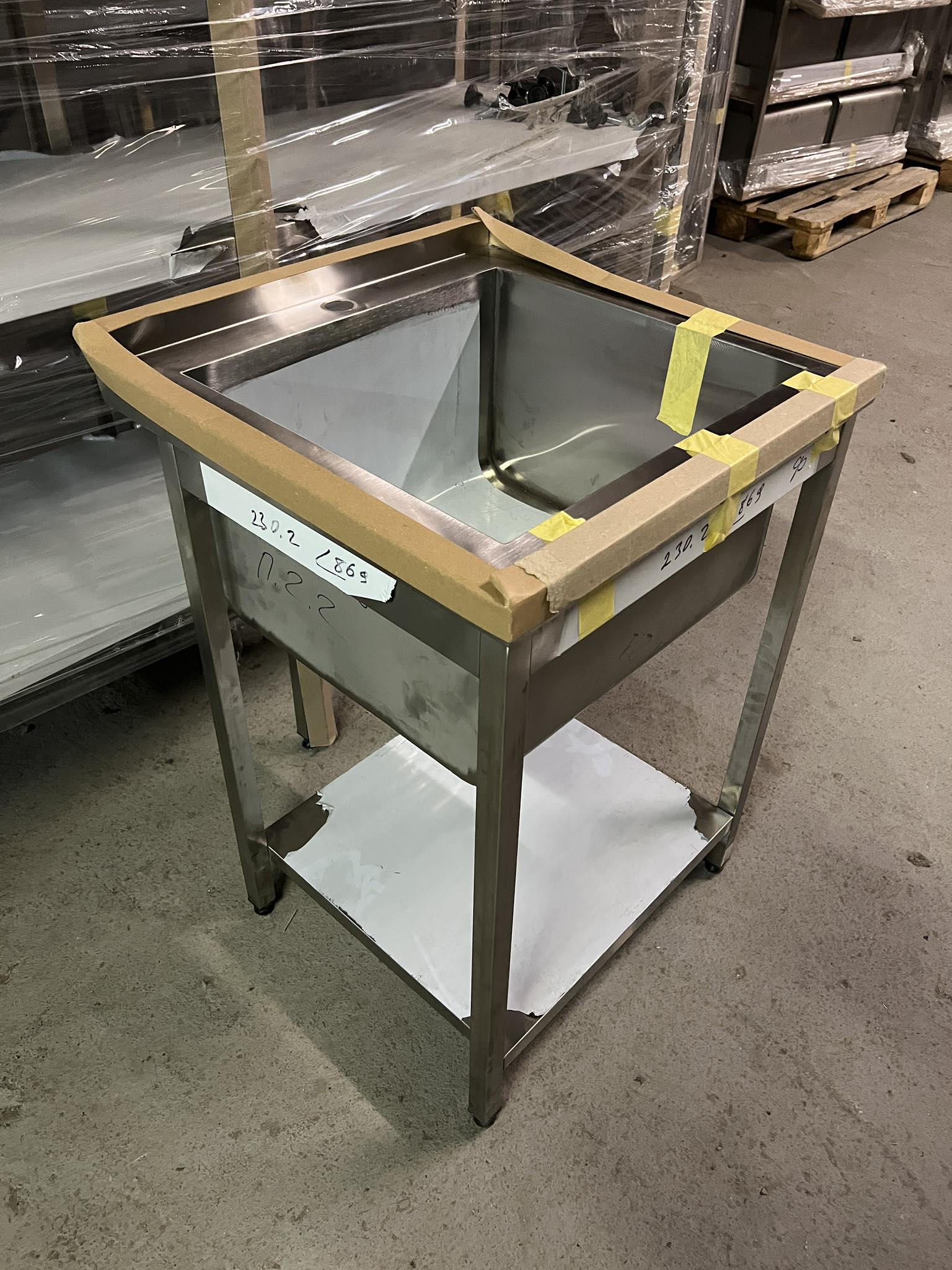 Nerezový dřez svařovaný 60x60x85cm, (dřez 48x45x30cm)