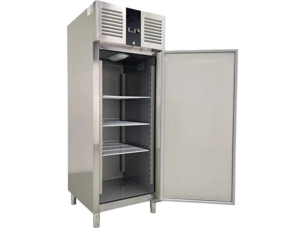 Mrazák 650 litrů nerezový