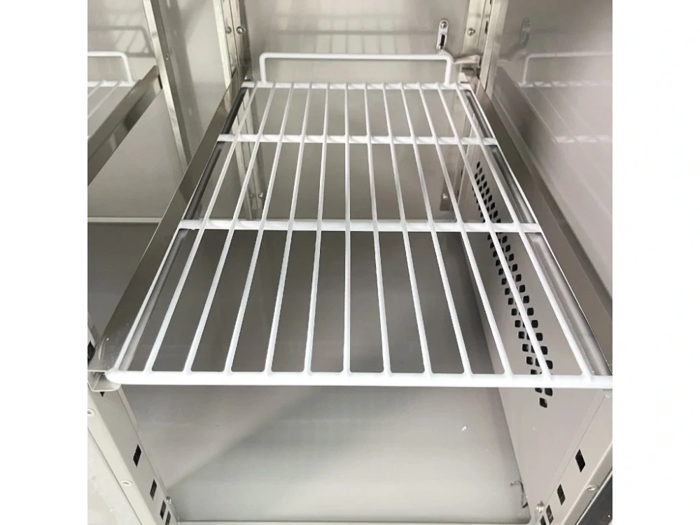 Chladicí stůl se 2 dvířky a zadním lemem