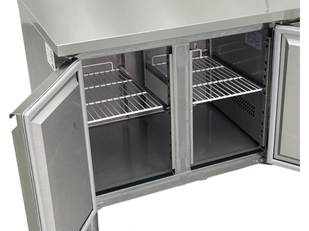 Chladicí stůl se 3 dveřmi