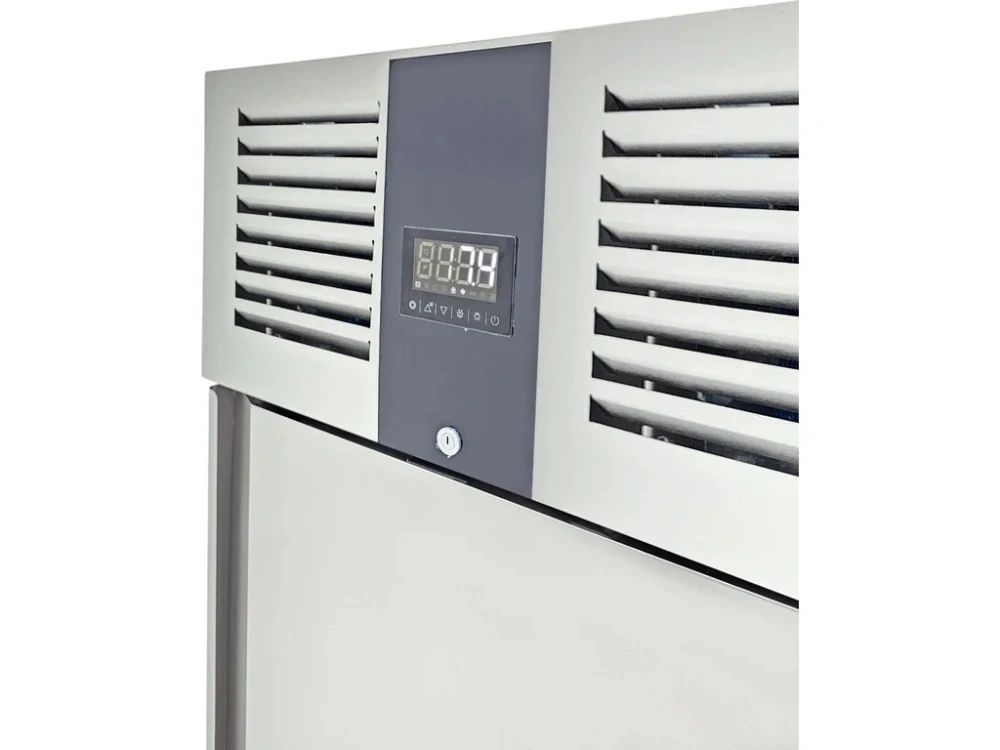 Lednice 650 l, X-Series – ventilované chlazení (Izolace 90 mm)