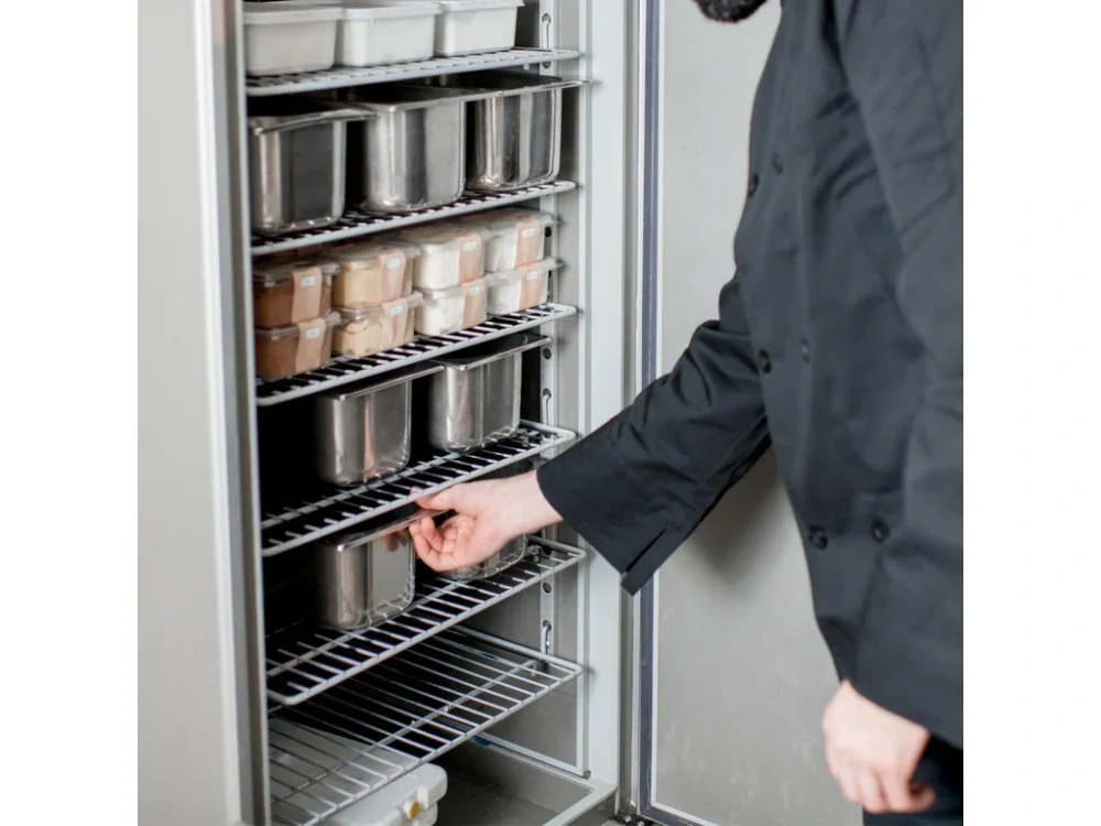 Nerezová mrazicí skříň PREMIUM PLUS - GN 1/1- 325 L - Se 2 polovičními dveřmi