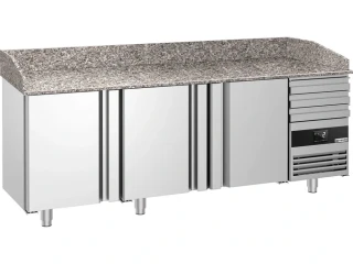 Chladicí stůl na pizzu PREMIUM - 2150x800 mm - se 3 dveřmi a 3 zásuvkami